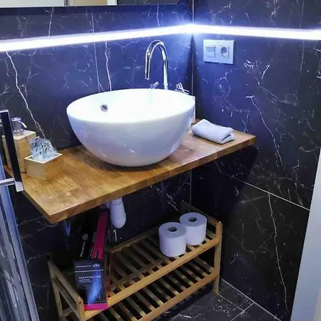 Acogedor Apartamento En El Centro De 아파트
